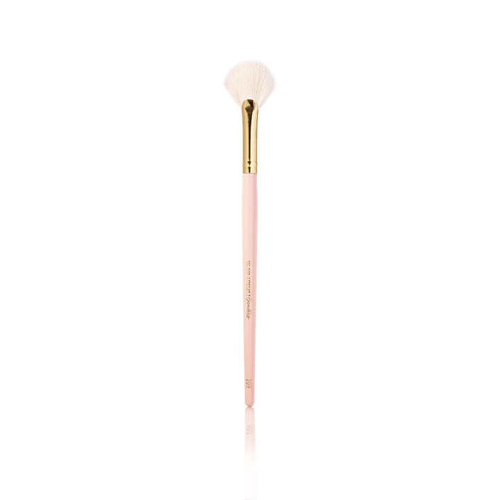 209 - Petite Fan Glow Brush